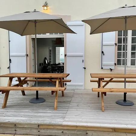 Agon-coutainville, Bord De