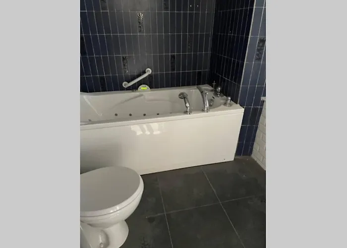 Agon-coutainville, Bord De