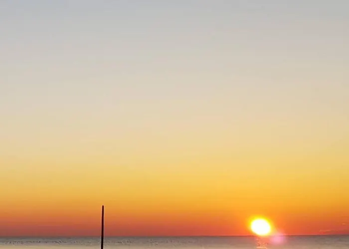 Agon-coutainville, Bord De